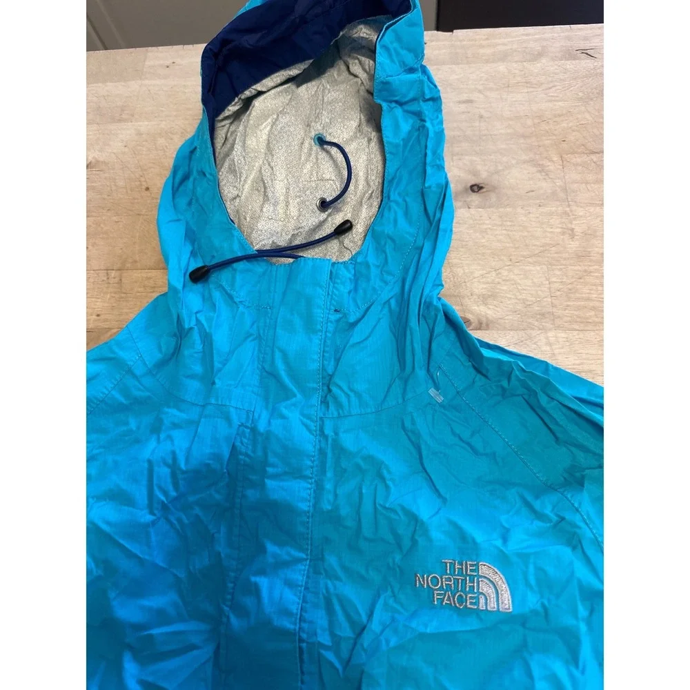 The North Face Womens Turquoise‎ Blue Rain Jacket Hooded Lightweight - S